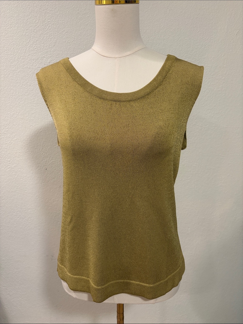 Jones New York Olive Green Sleeveless Knit Tank